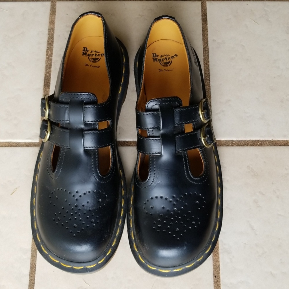 Dr. Martens Mary Jane